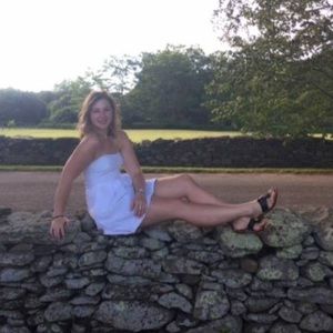 Meet your Posher, Megan